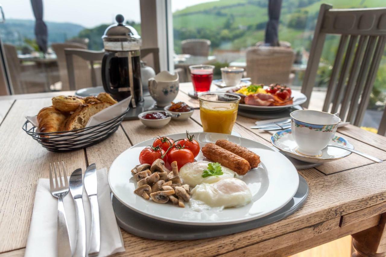 The Dartmouth Boutique B &B Bed & Breakfast ภายนอก รูปภาพ